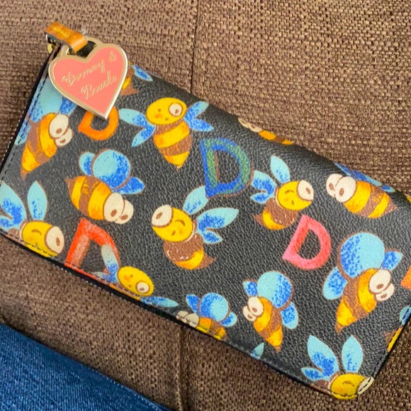 Dooney & Burke Bumble Bee Wallet in black